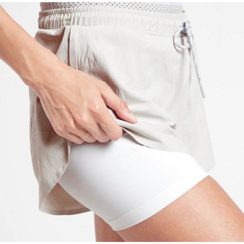 Athleta 2 in 1 Trekkie Shortie Tan Beige Size 14